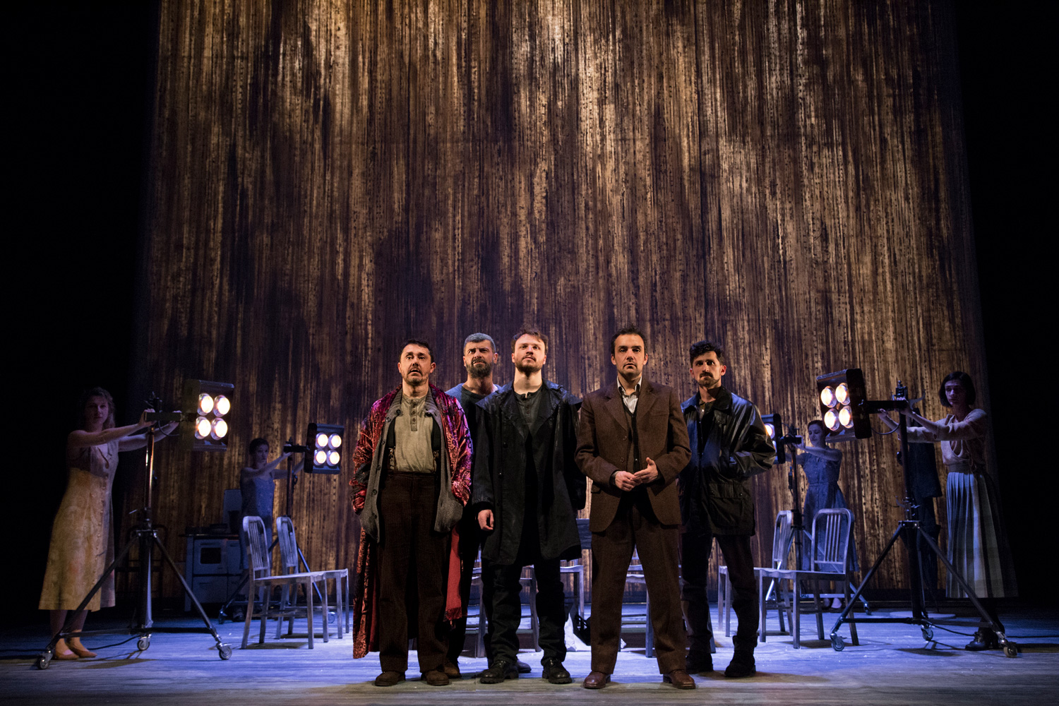 When the Rain Stops Falling La pioggia redentrice di Lisa Ferlazzo Natoli al Teatro Franco Parenti