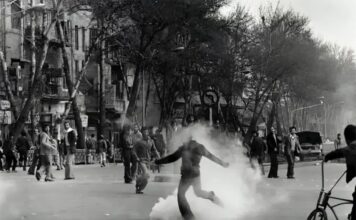 Iran, abjuration and disobedience for a dance/ Un lavoro sotto hesitation